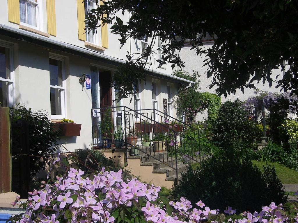 Saffron House Panzió Combe Martin Kültér fotó